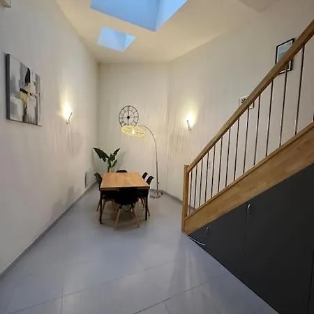 Le 58 - Loft Robespierre Apartment